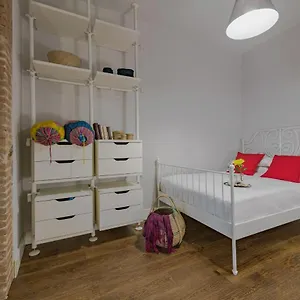 https://guefa-apartment.it-tuscanyhotel.com